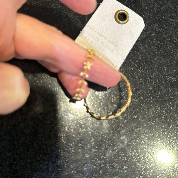 Gorgeous Anthropologie dainty hoops - Picture 7 of 8